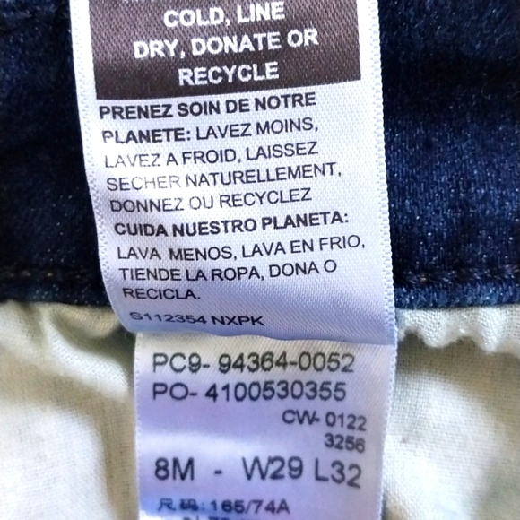 Levi's Jeans Signature Mid Rise Boot Cut Sz 8M - Picture 7 of 7